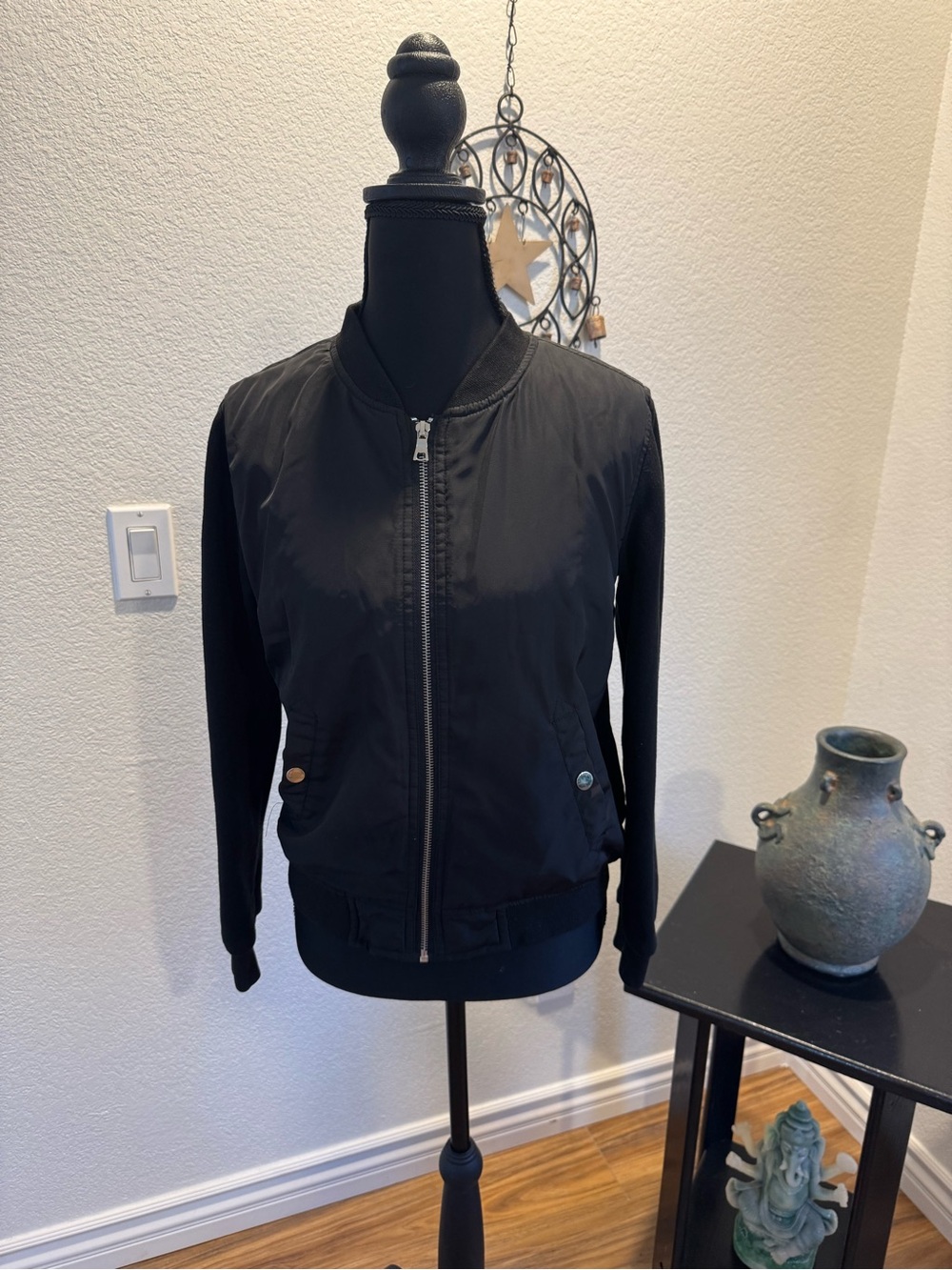 Forever 21 Black Women's Bomber Jacket with Zip